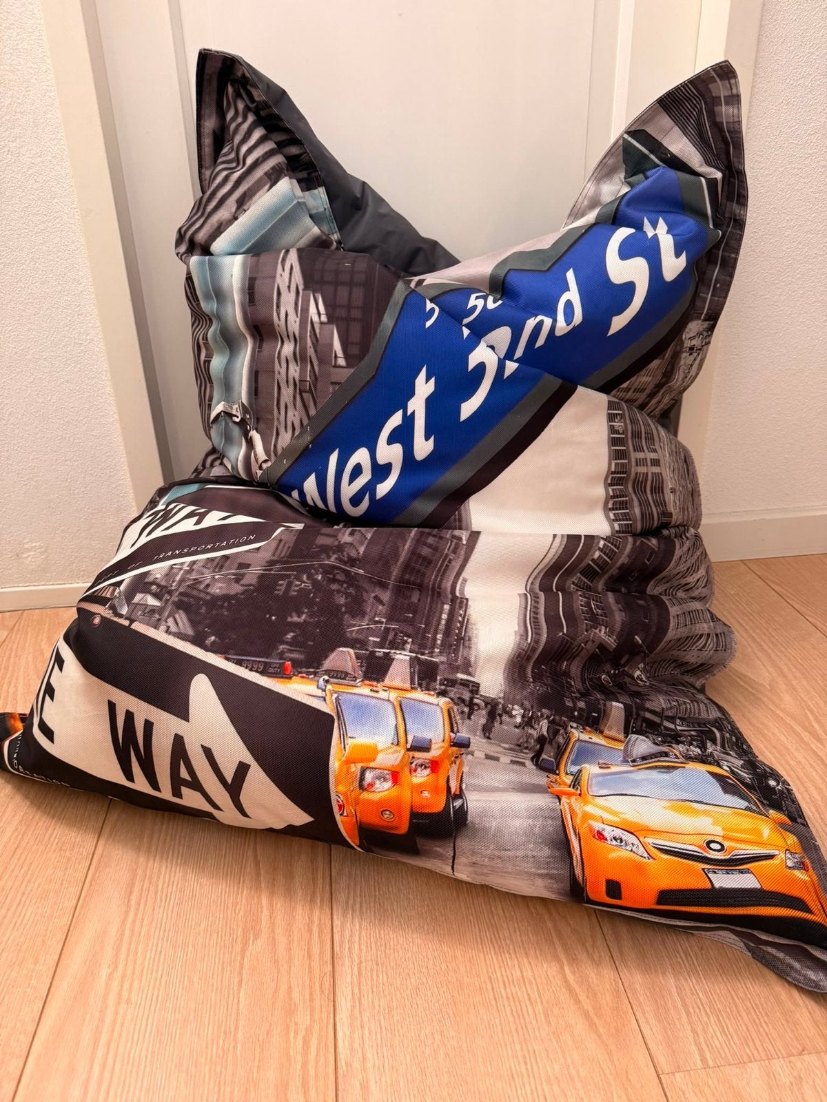 Zitzak New York (100 x 150cm), Huis en Inrichting, Zitzakken, Ophalen, Gebruikt, Meerkleurig, Zitzak