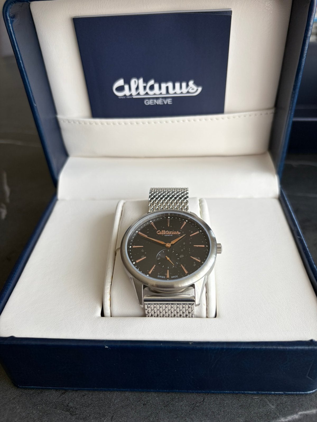 Altanus Genève Anniversary 7959B-5 – Nieuw – Saffierglas, Ophalen of Verzenden, Zo goed als nieuw, Staal, Overige merken