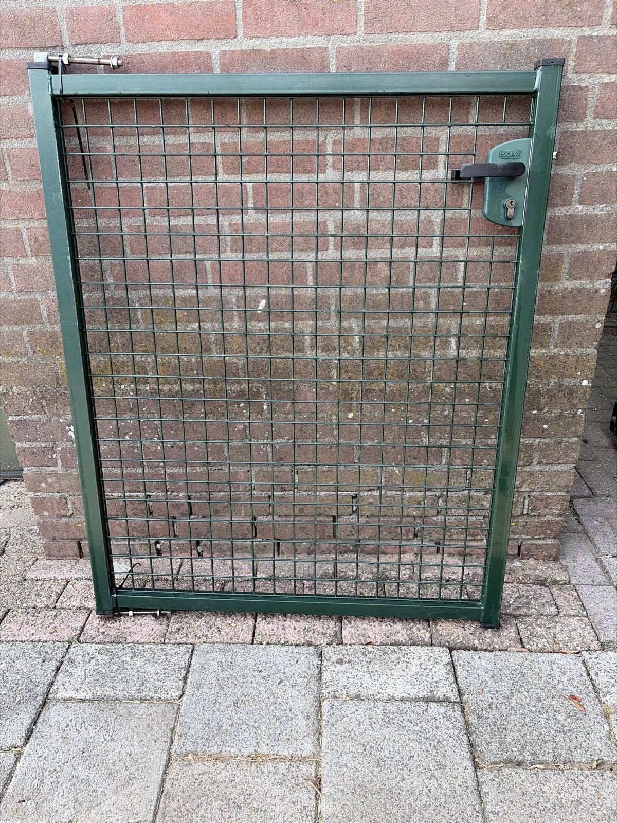 Groen gaashekwerk poortje met slot, Ophalen, Met poort, Gebruikt, Gaashekwerk