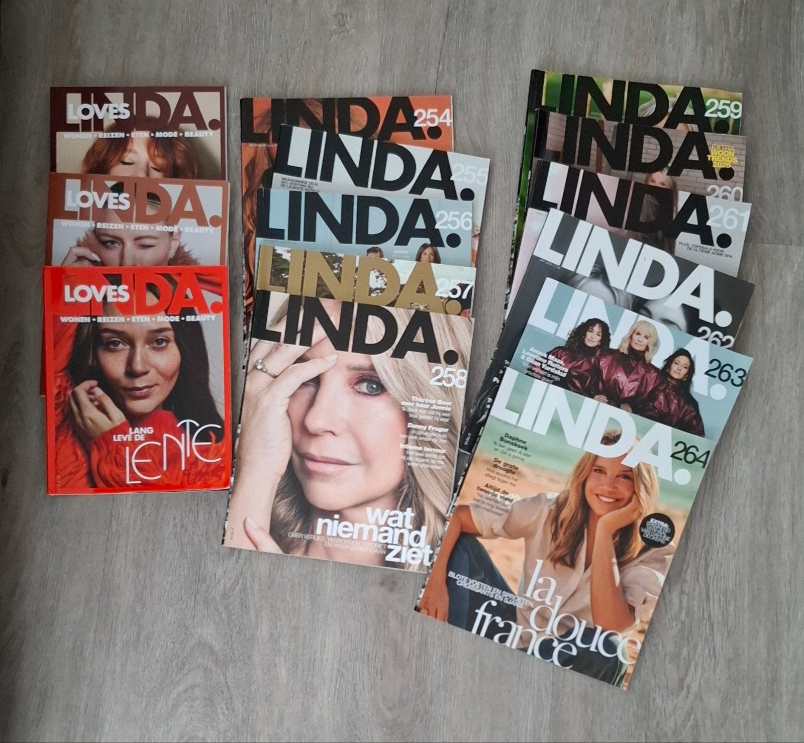 LINDA maandbladen, Ophalen of Verzenden, Zo goed als nieuw, Damesbladen