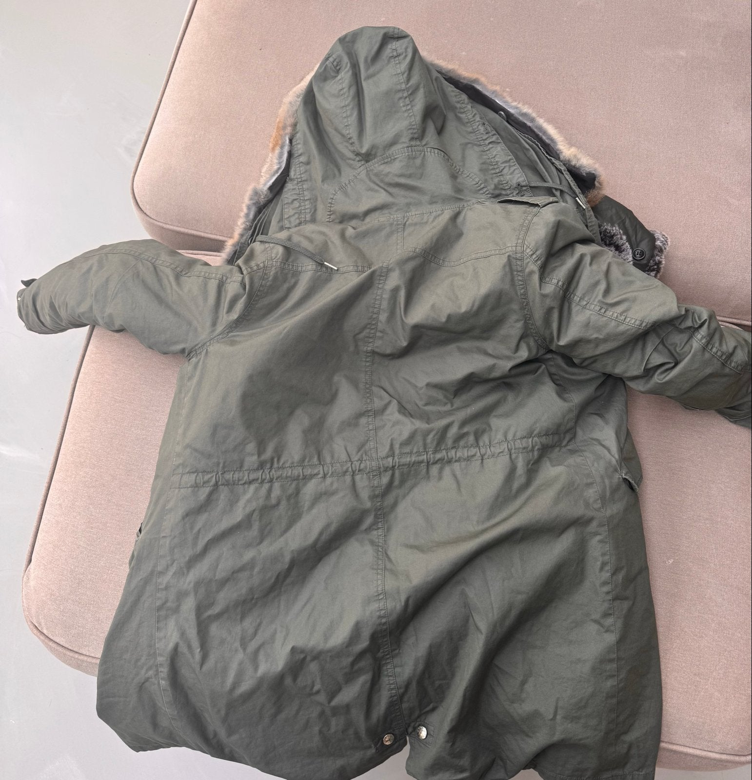 Woolrich kinderparka/jas maat 12 - Nieuwstaat, Kinderen en Baby's, Kinderkleding | Maat 152, Ophalen of Verzenden, Nieuw, Jongen of Meisje