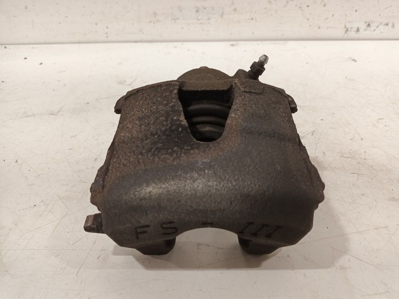 Remklauw links voor Volkswagen Polo, Auto-onderdelen, Onderdelen@venauto.nl, Van der Ven Autorecycling B.V., Gebruikt, Ettenseweg 76, 4706 PB Roosendaal, The Netherlands