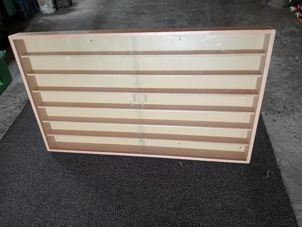 Vitrinekast voor oa modeltreinen of andere snuisterijen, Ophalen, 25 tot 50 cm, 50 tot 100 cm, Minder dan 100 cm