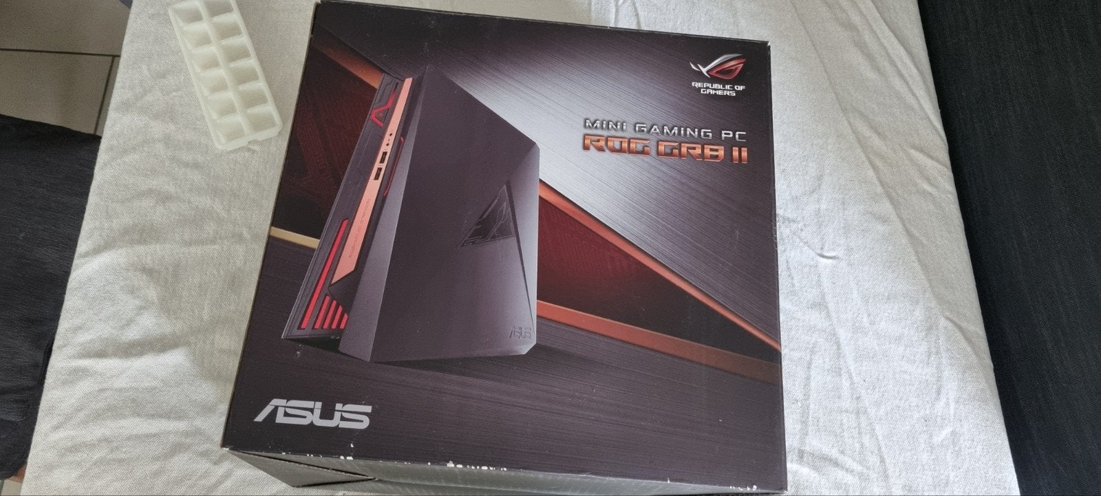 ASUS ROG GR8 II Mini Gaming PC - Krachtige Gaming Ervaring, Computers en Software, Desktop Pc's, Ophalen