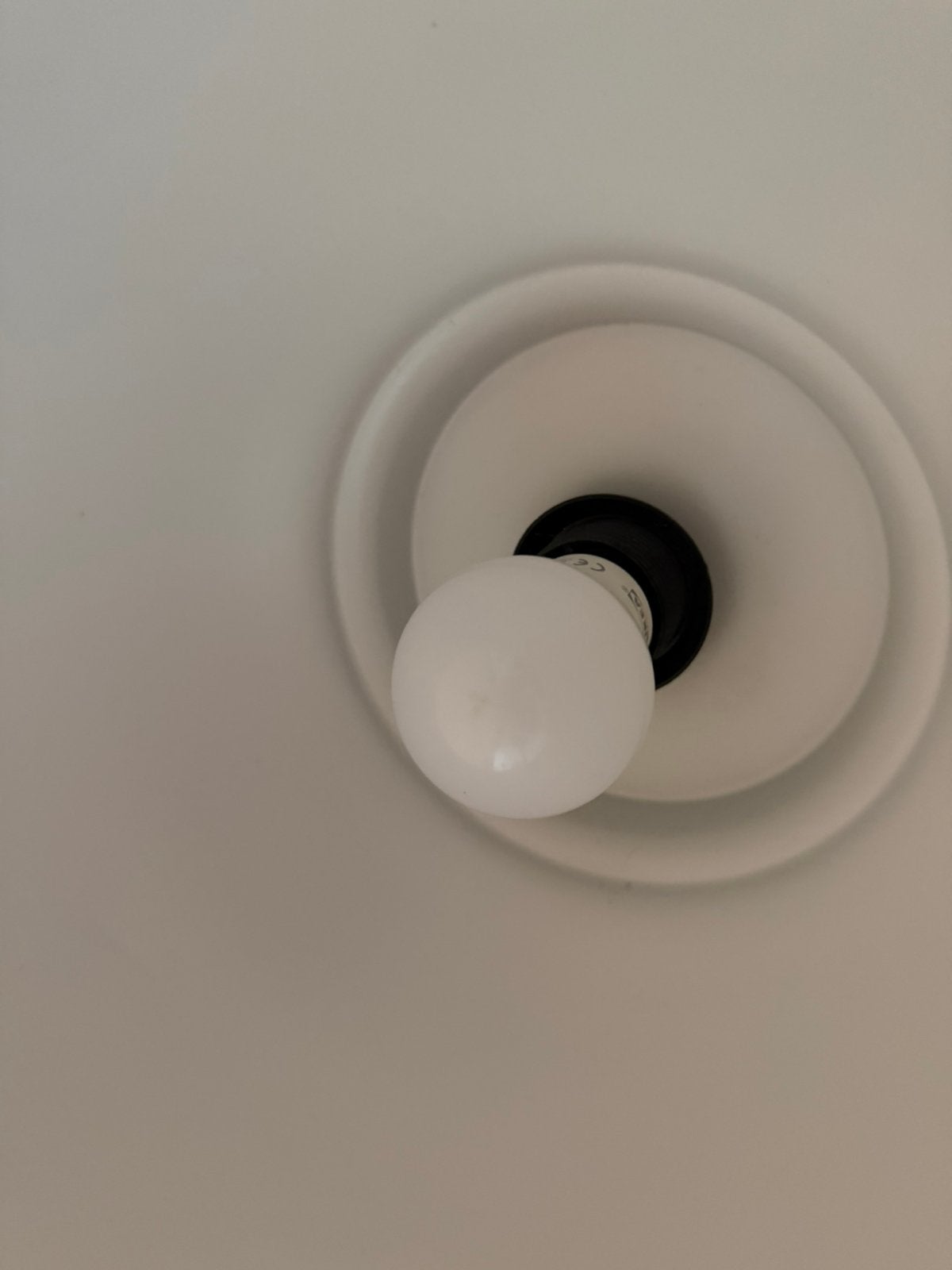 Foto 4 van IKEA HEKTAR staande industriële lamp