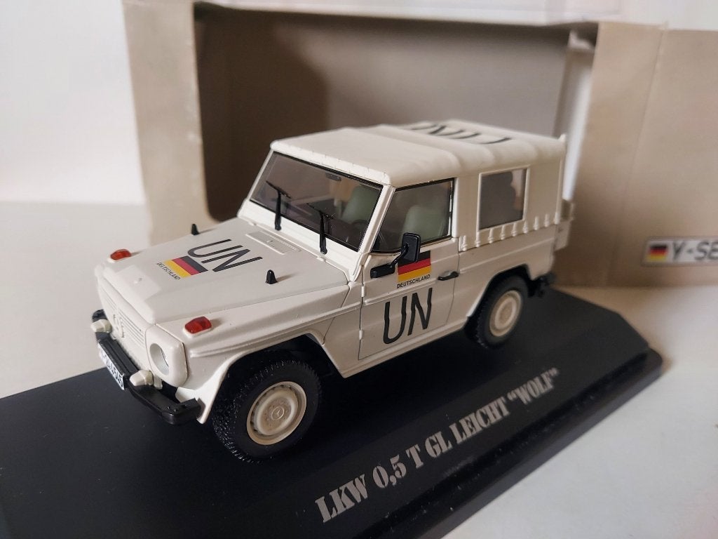 Premium Classixxs Y-serie Mercedes-Benz 250 GD Wolf UN, Ophalen of Verzenden, Nieuw, Auto, Overige merken