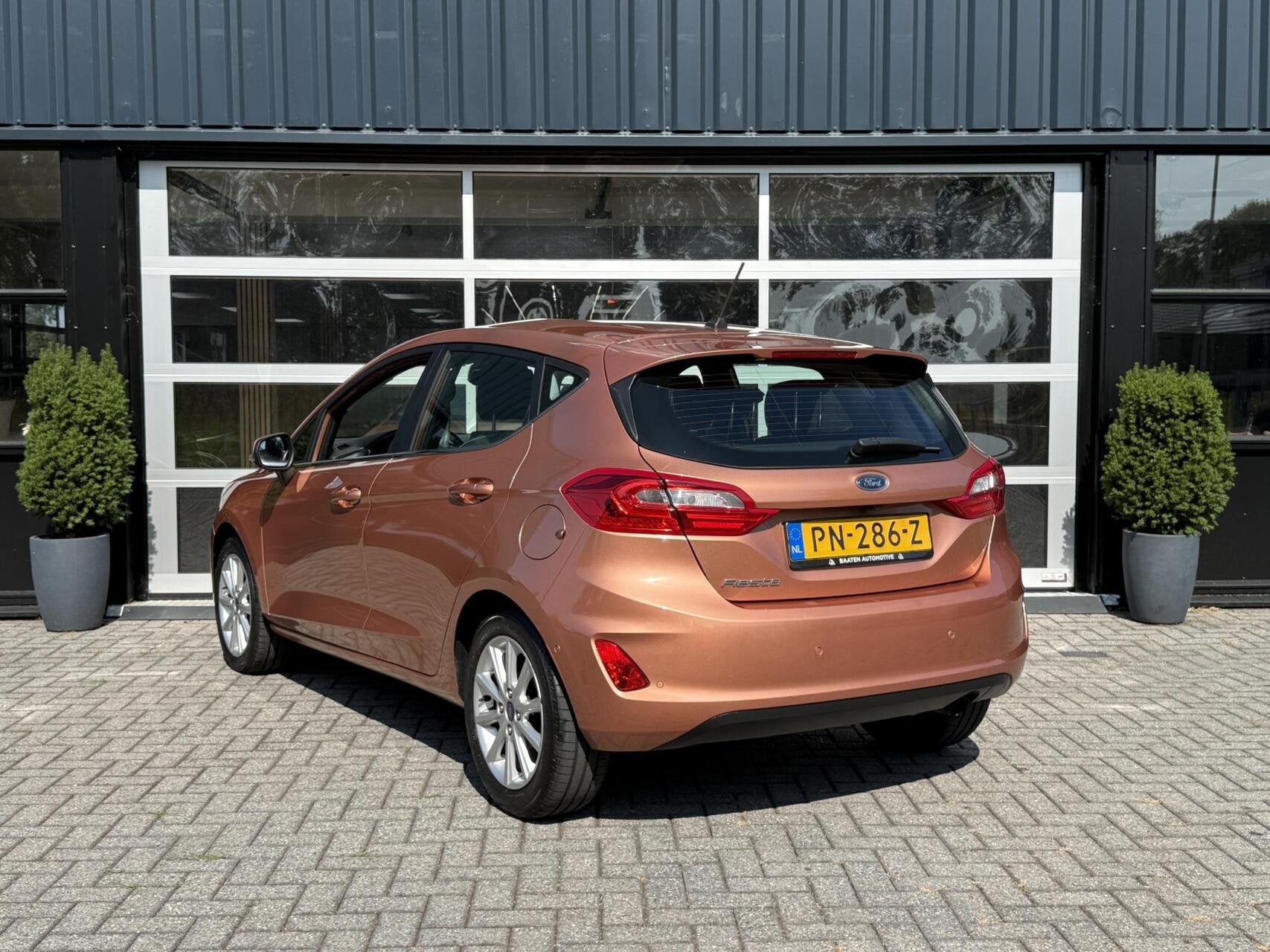 Ford Fiesta 1.0 EcoBoost 100pk Titanium |B&O|Carplay|Camera|, Voorwielaandrijving, 23 km/l, Origineel Nederlands, Bedrijf