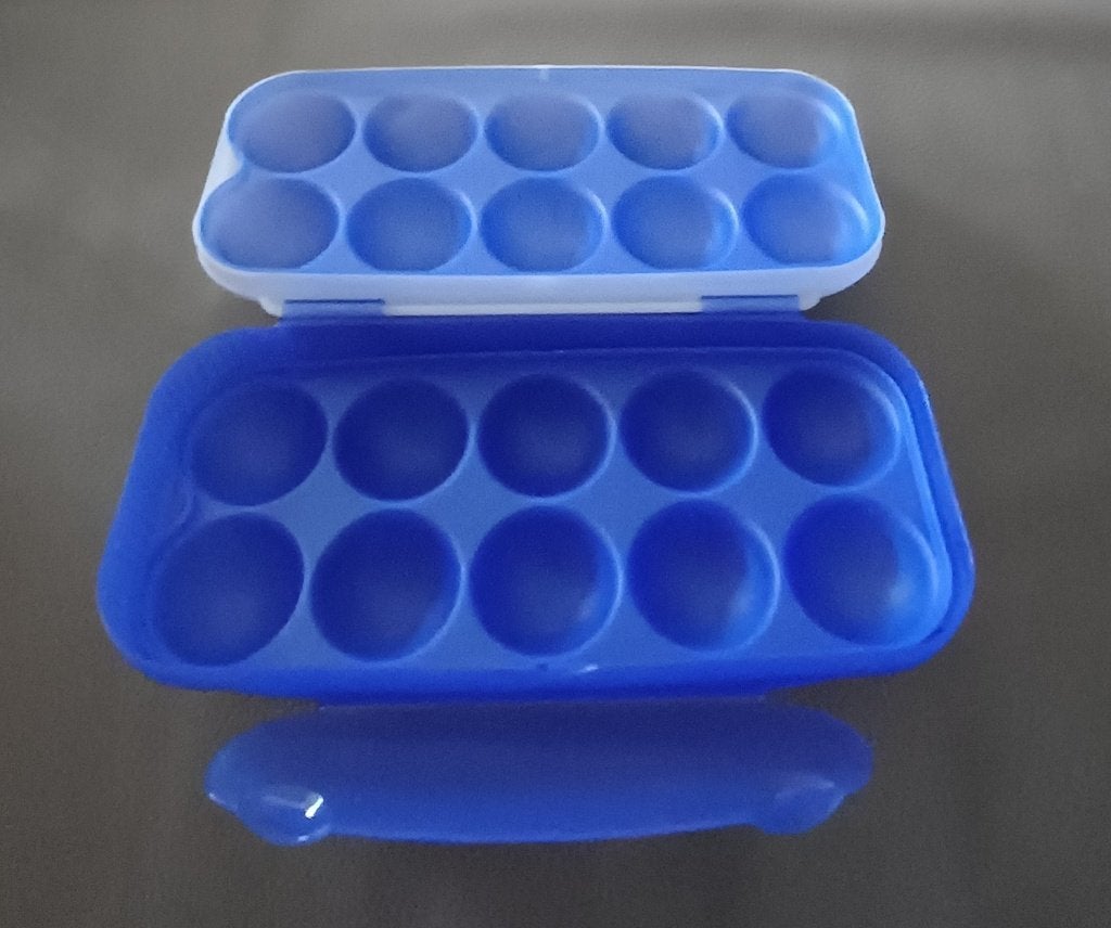 Tupperware eierdoos voor 10 eieren - Blauw ( Jola ), Huis en Inrichting, Keuken | Tupperware, Bewaardoos, Blauw, Ophalen of Verzenden