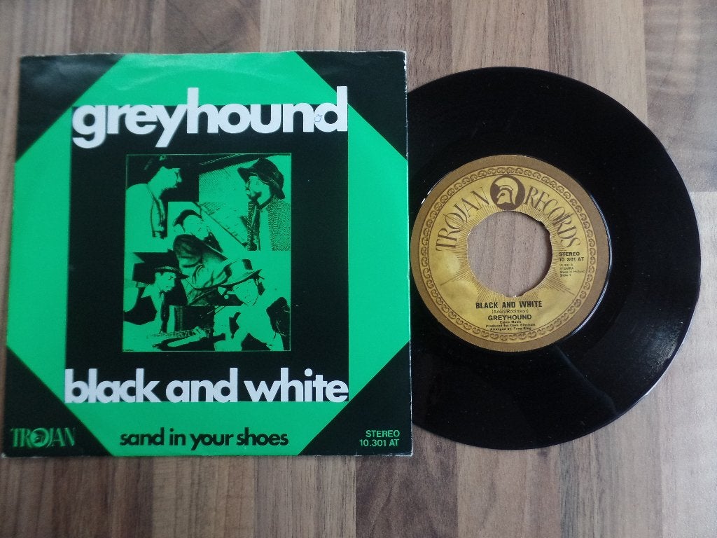 single  Greyhound - Black And White, Cd's en Dvd's, Ophalen of Verzenden, Gebruikt, Pop