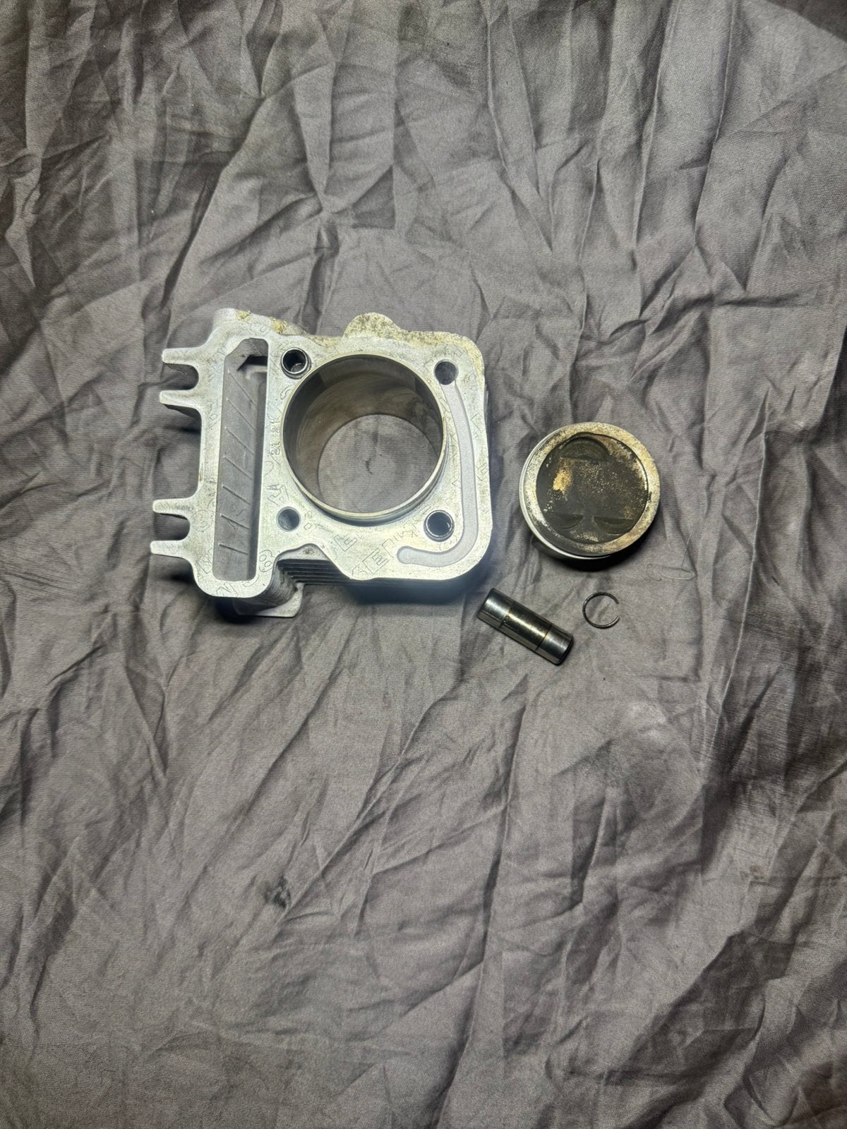 Malossi 80cc cilinder compleet vespa zip piaggio 4t, Ophalen of Verzenden, Gebruikt, Cilinder