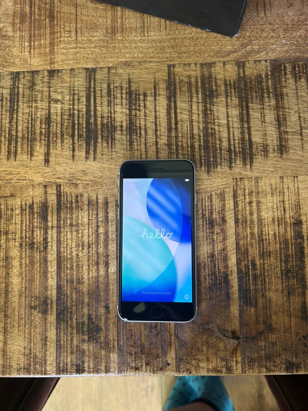 Nette iphone se 2022, Telecommunicatie, Mobiele telefoons | Apple iPhone, 128 GB, Wit, 77 %, Ophalen of Verzenden