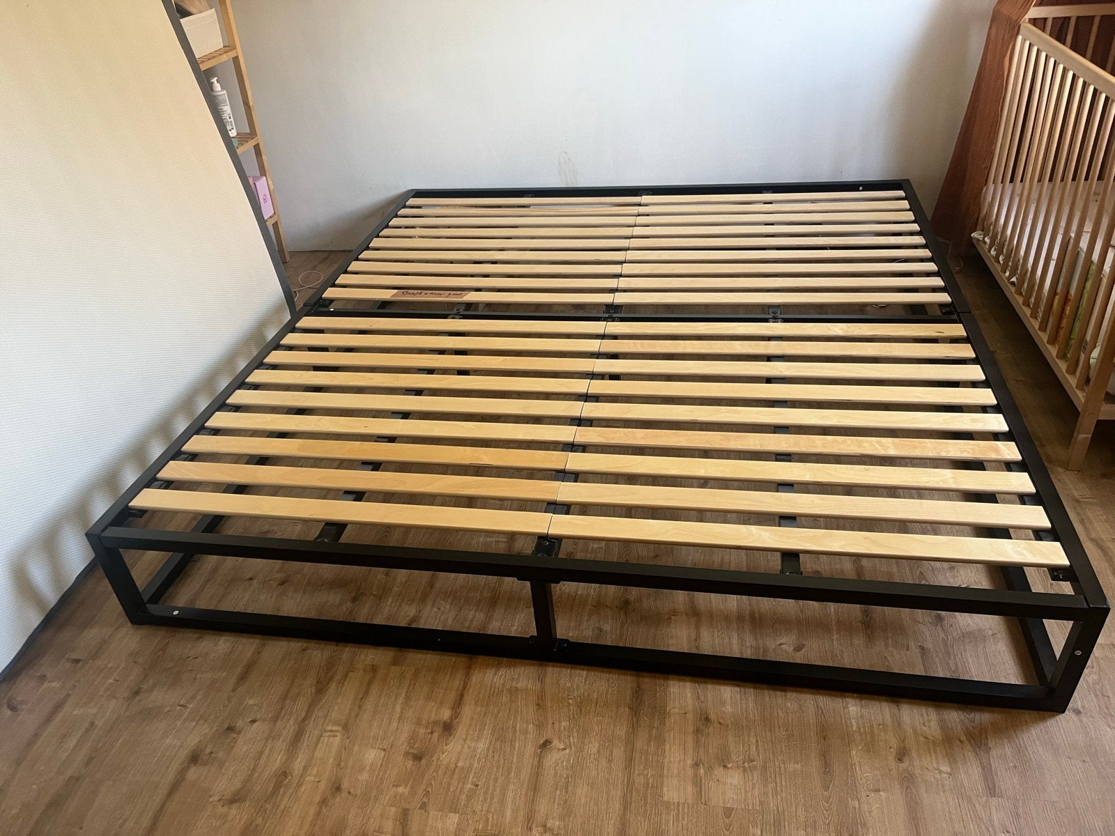 Bedframe Emma 180x200 + lattenbodem (Emma matras optioneel), Ophalen, Gebruikt, Zwart, Tweepersoons