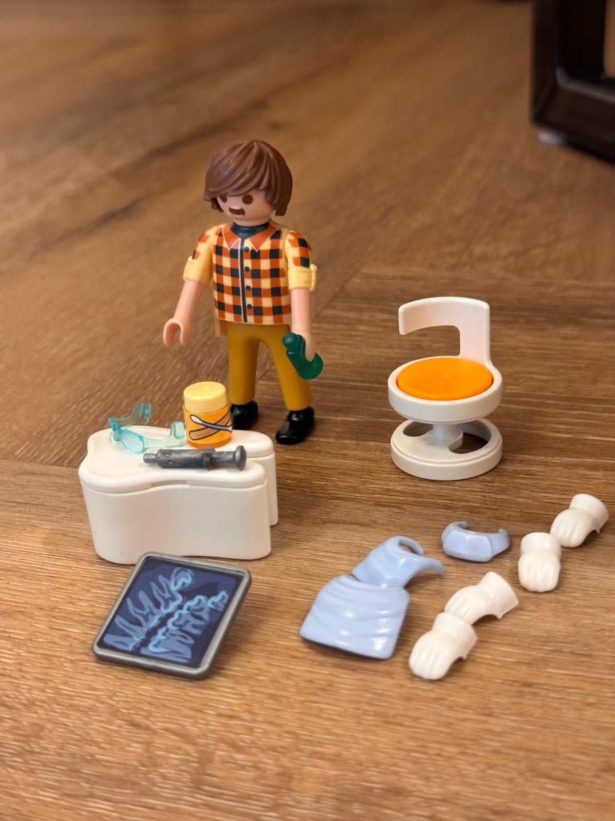 PLAYMOBIL City Life Tandartspraktijk – 70198, Ophalen of Verzenden, Zo goed als nieuw