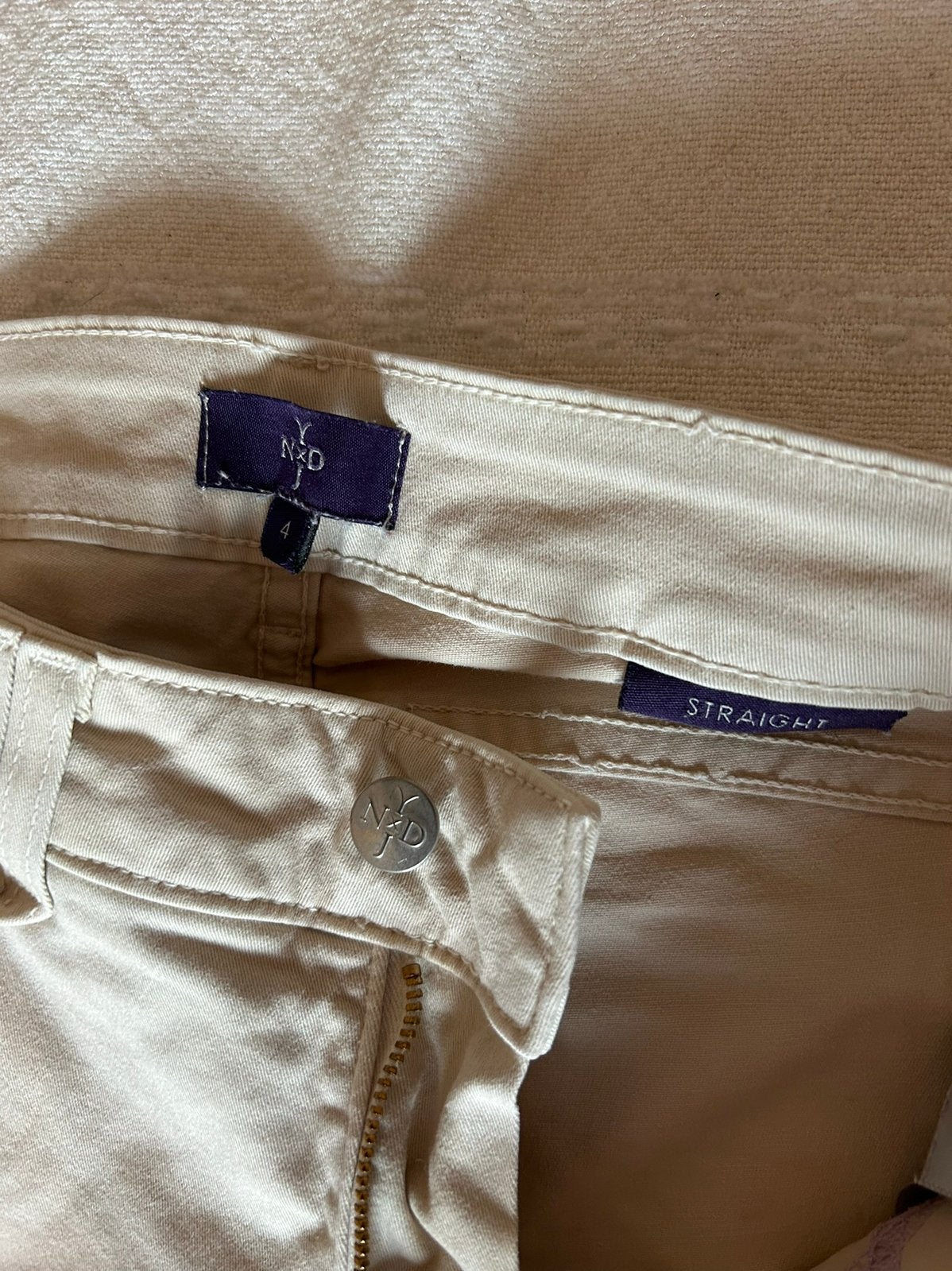 NYDJ maat 4 (36/38) Straight, Beige, Ophalen of Verzenden, Zo goed als nieuw, Maat 36 (S)