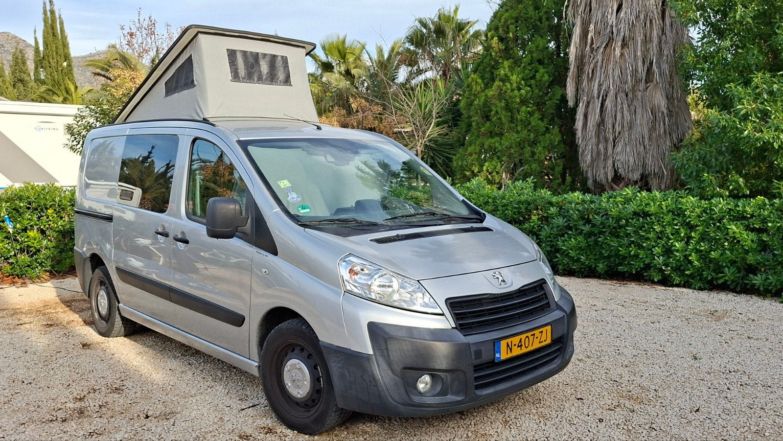 Peugeot Expert Camperbus met hefdak en complete inbouw, Caravans en Kamperen, Overige merken, Buscamper of Camperbus, Tot en met 2