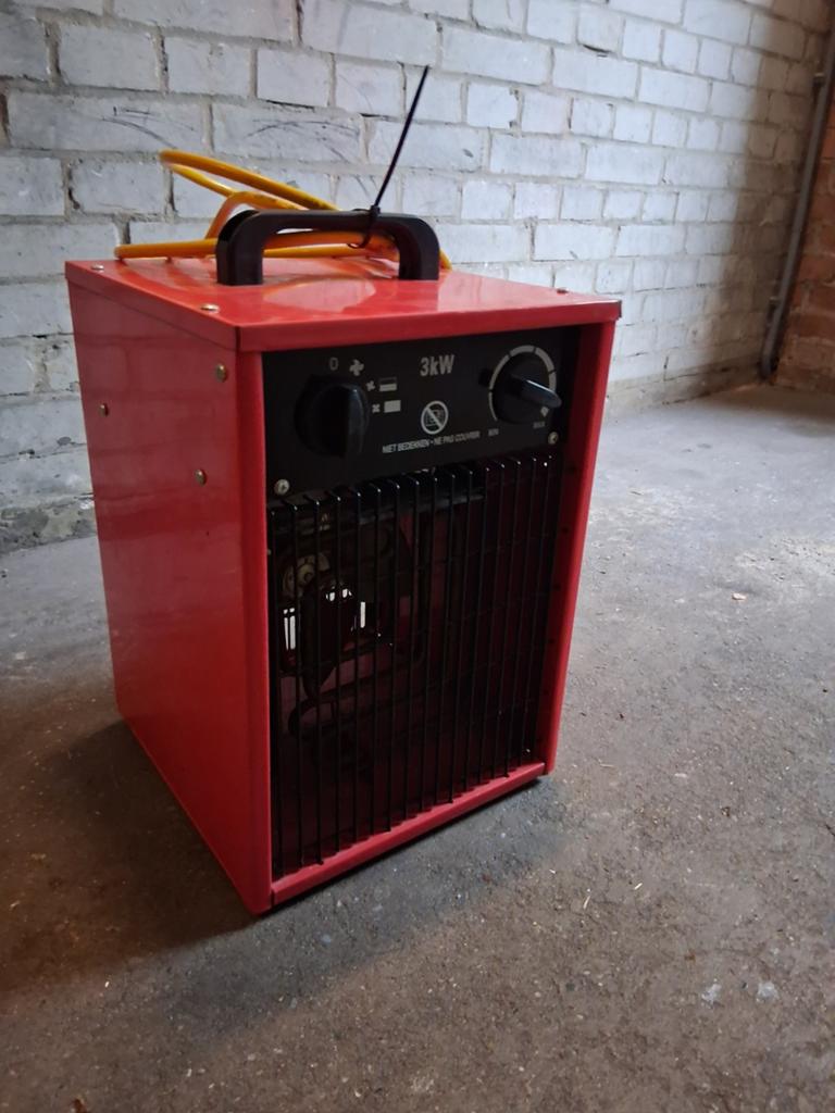 Te koop,Handson merk Bouw kachel ventilator 3000W, Ophalen