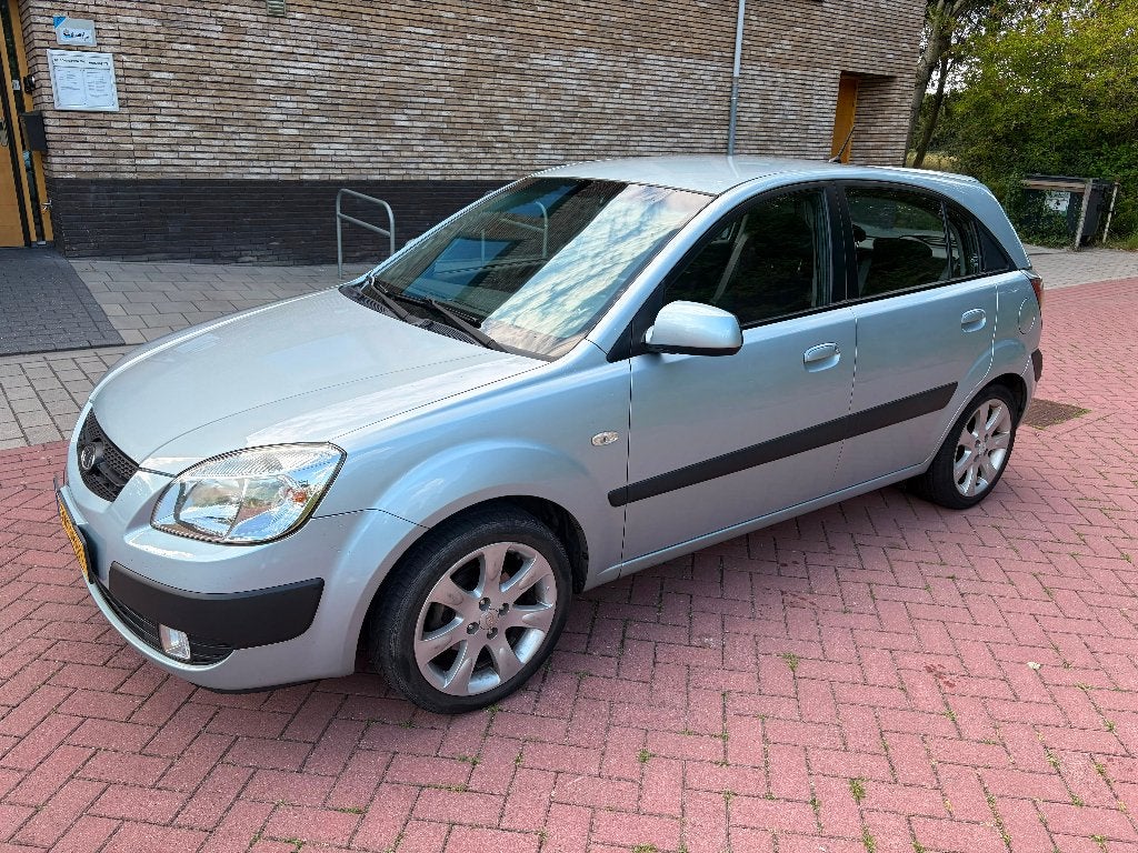 Kia Rio 1.4 /5deurs/ LPG G3 /Airco /Trekhaak, Voorwielaandrijving, Stof, 4 cilinders, Metallic lak