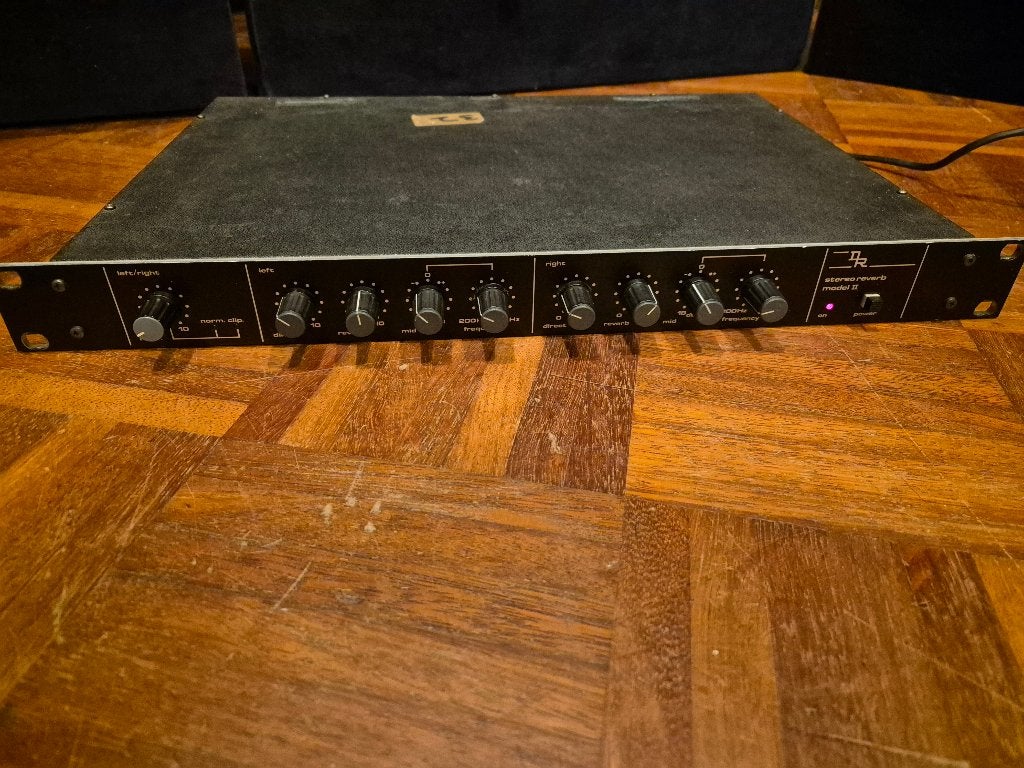 D&R Stereo Reverb Model II - Vintage Analog Spring Reverb, Muziek en Instrumenten, Effecten, Ophalen of Verzenden, Gebruikt, Reverb