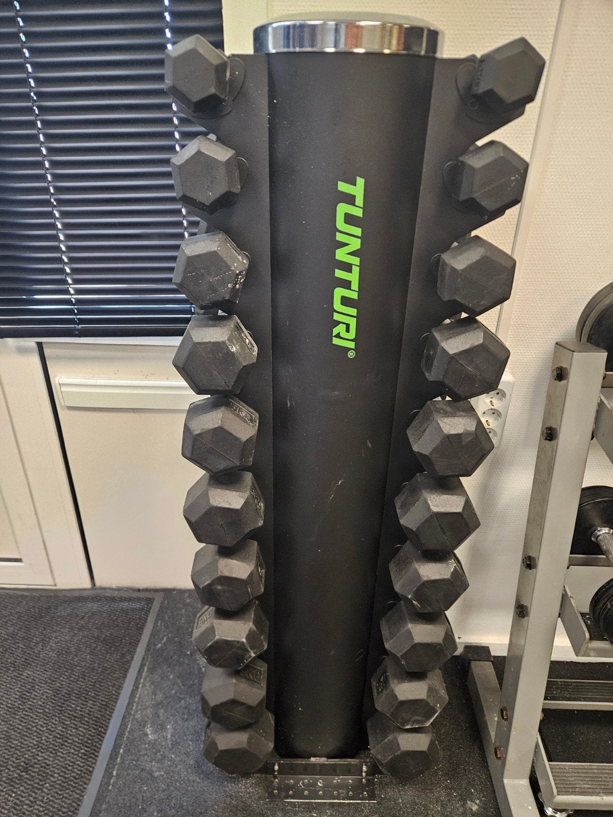 Tunturi Dumbbell Rek met Halters - 1 tot 10 kg, Ophalen, Gebruikt, Rug, Halterset