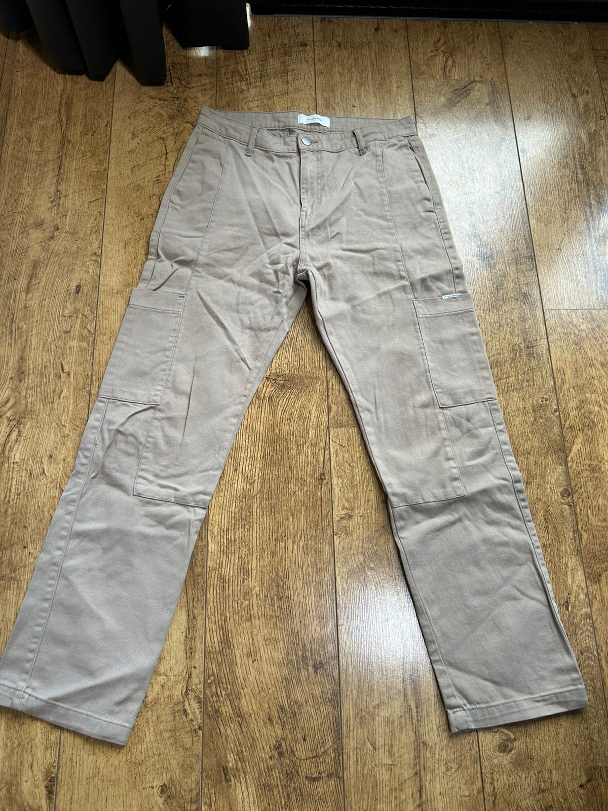 Mooie beige broek van Daily Aesthetikz, maat 32/32, Kleding | Heren, Broeken en Pantalons, Ophalen of Verzenden, Zo goed als nieuw