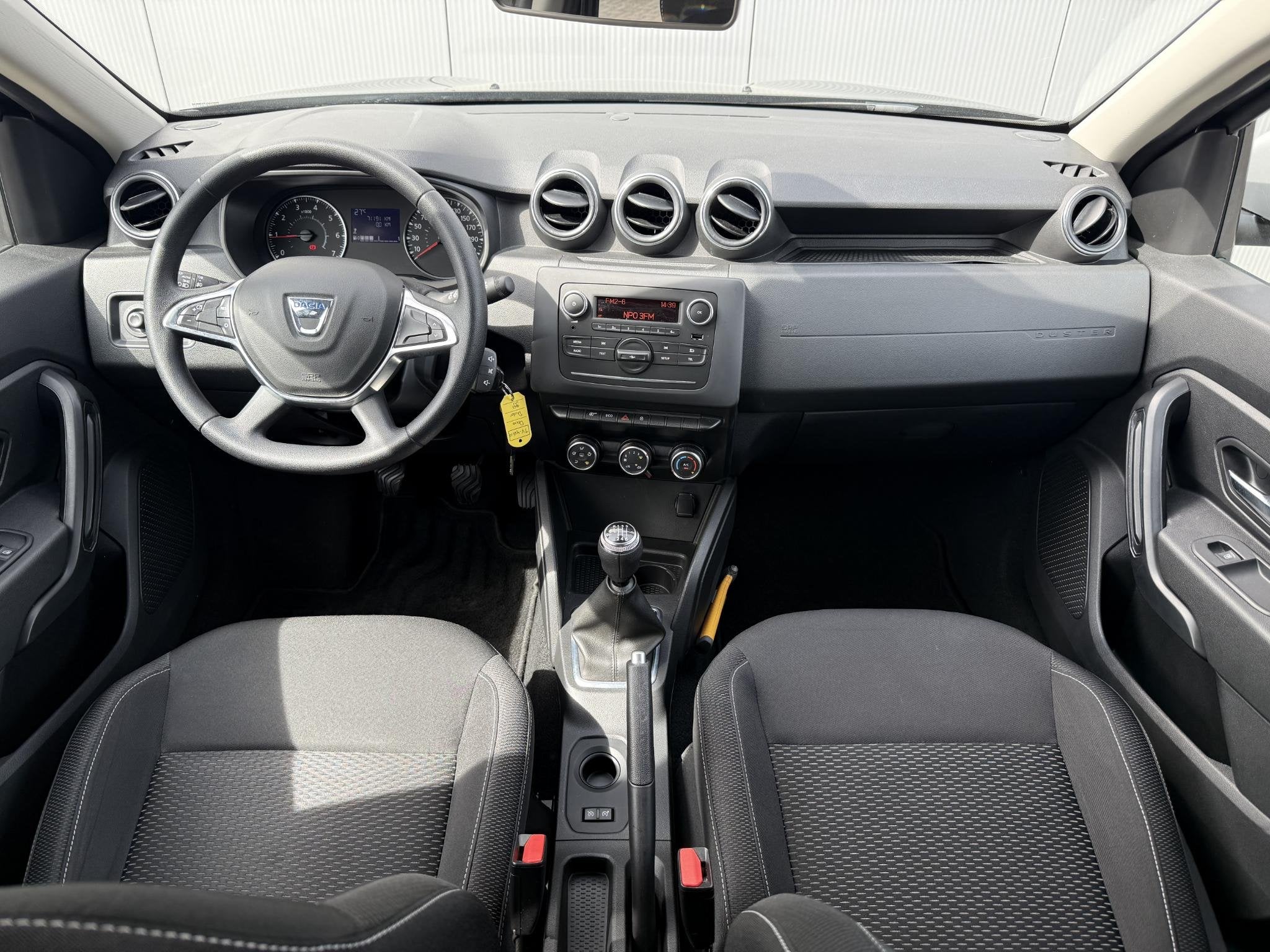 Dacia Duster 1.2 TCe Comfort / Trekhaak 1.500 KG / Airco / C, Auto's, Dacia, Voorwielaandrijving, Euro 6, 4 cilinders, Duster