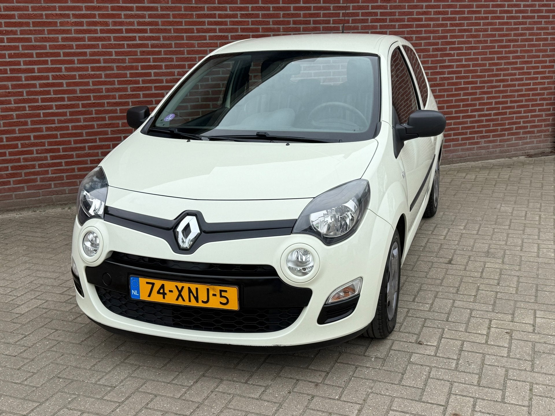 Renault Twingo 1.2 16V Authentique Nap / Cruise Control / El, Auto's, Voorwielaandrijving, Twingo, Gebruikt, 4 cilinders