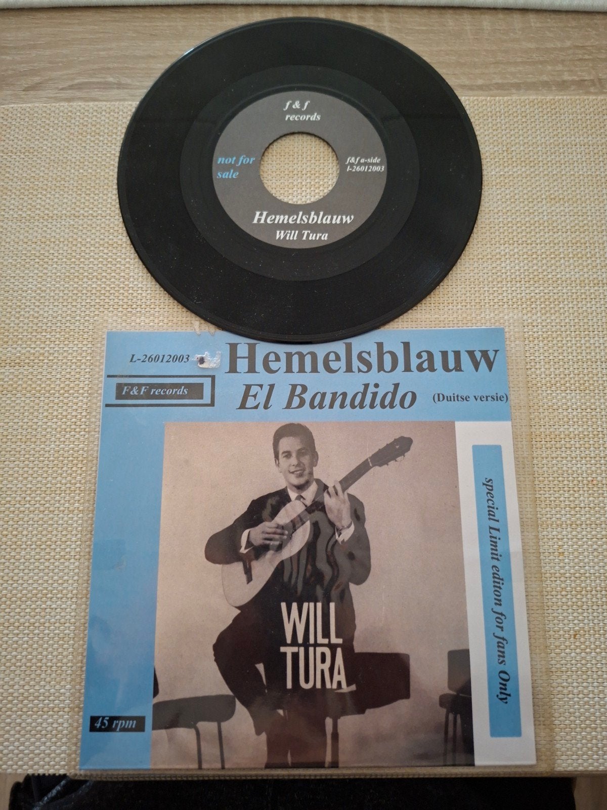 Wil Tura special editie verkocht voor alleen de fans., 7 inch, Ophalen of Verzenden, Zo goed als nieuw, Limited edition