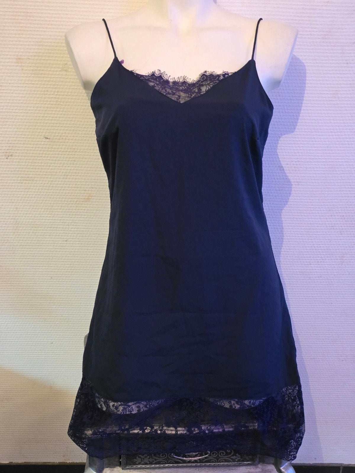 Only dames Donkerblauwe jurk met kant, maat 38, Maat 38/40 (M), Only, Blauw, Ophalen of Verzenden