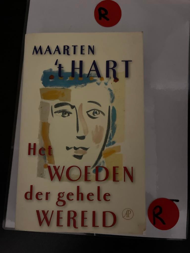 Maarten 't Hart - Het Woeden der Gehele Wereld, Boeken, Literatuur, Zo goed als nieuw, Nederland, Ophalen of Verzenden