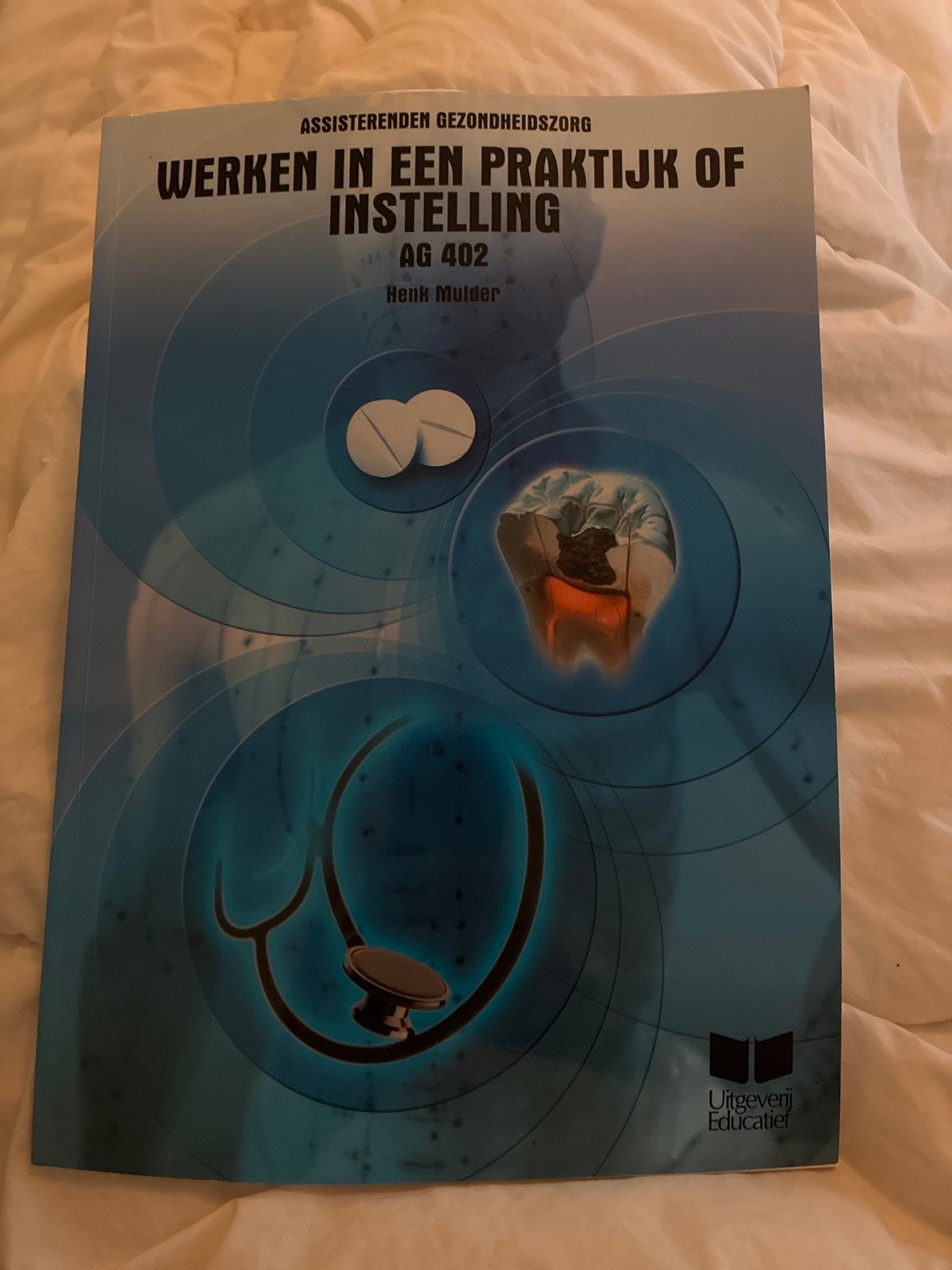 Werken in een praktijk of instelling AG 402 - Henk Mulder, Ophalen of Verzenden, Gamma, Zo goed als nieuw, MBO