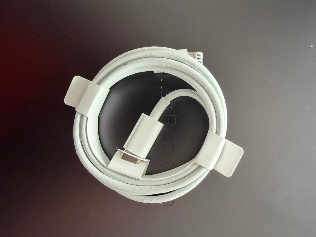 NIEUW: Originele Apple USB-C naar Lightning kabel € 5, Ophalen of Verzenden, Nieuw, Apple iPhone