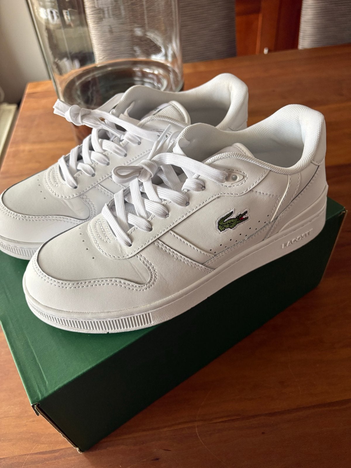 Nieuwe Lacoste sneakers, maat 40, Kleding | Dames, Wit, Nieuw, Ophalen of Verzenden, Sneakers of Gympen