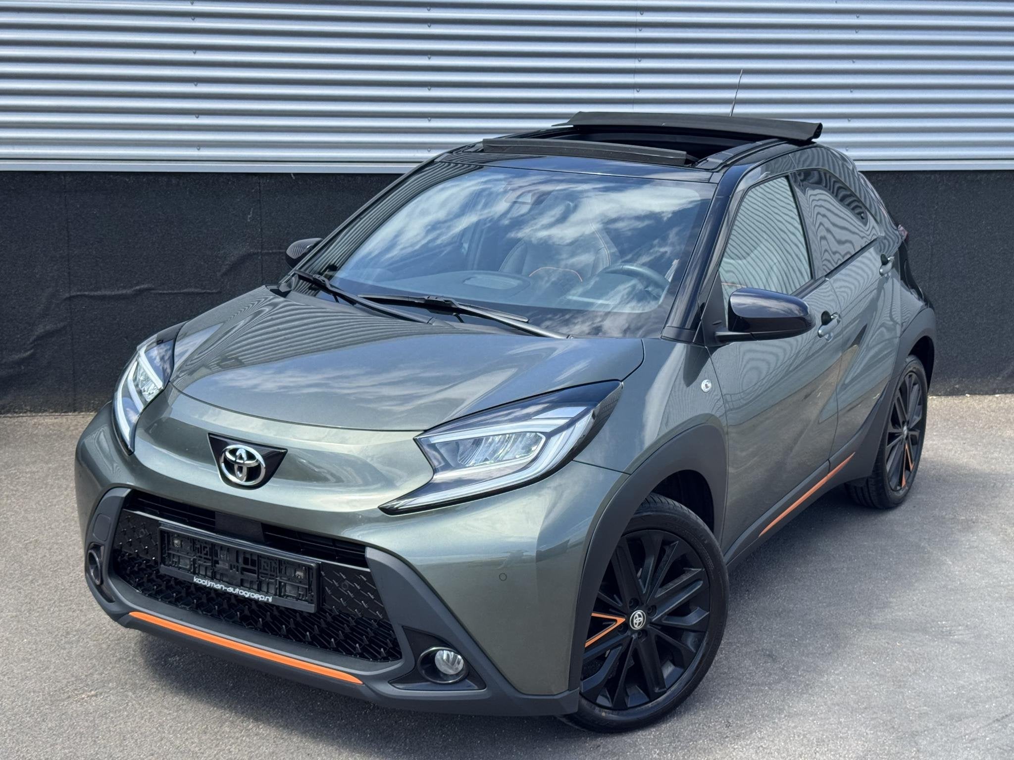 Toyota Aygo X 1.0 VVT-i S-CVT Limited Cabrio Automaat, Navig, Automatische klimaatregeling, Gebruikt, Euro 6, 4 stoelen