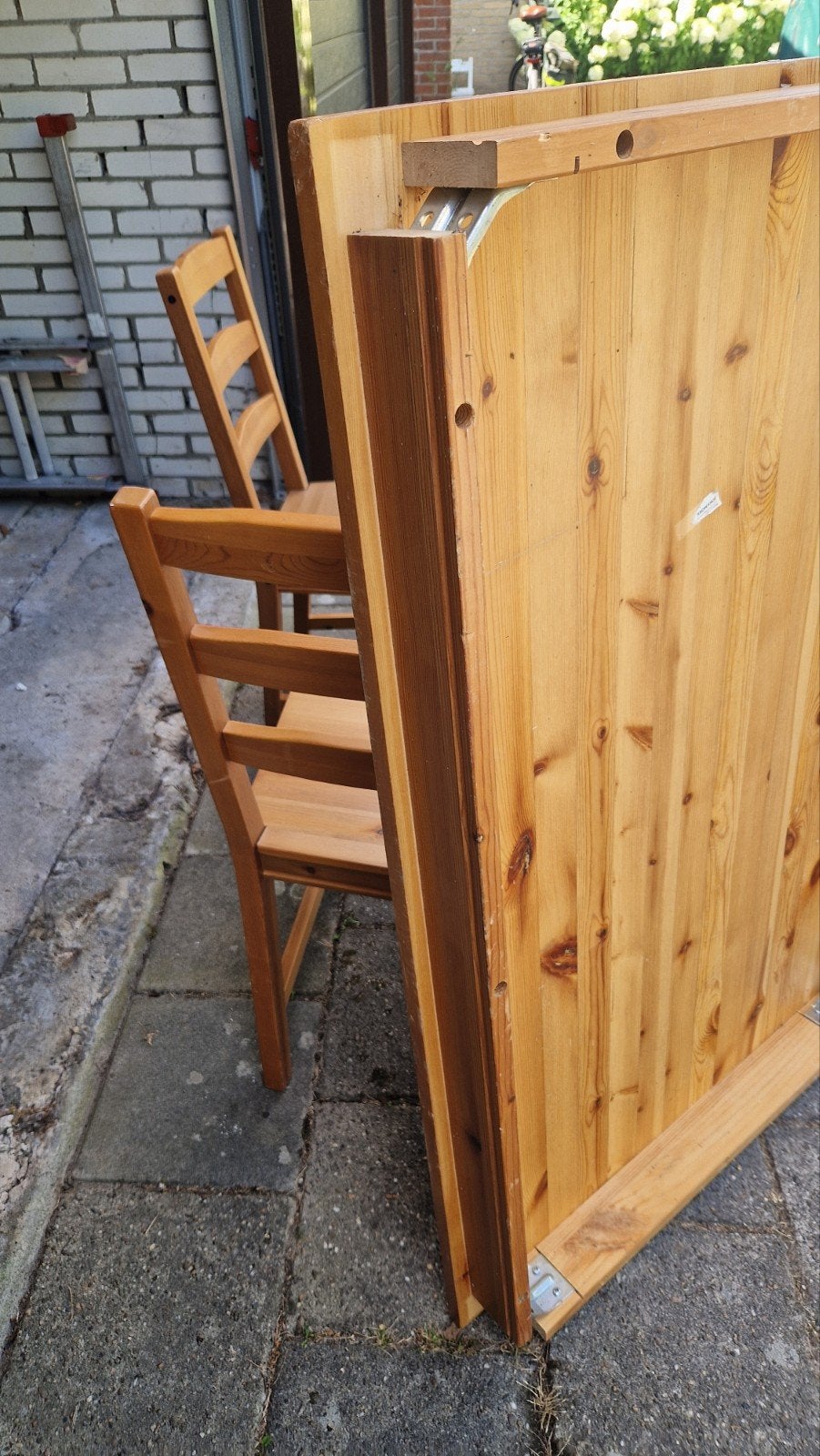 Grenen tafel met 2 stoelen
Hoogt, Ophalen, Gebruikt, 100 tot 150 cm, Tot twee personen