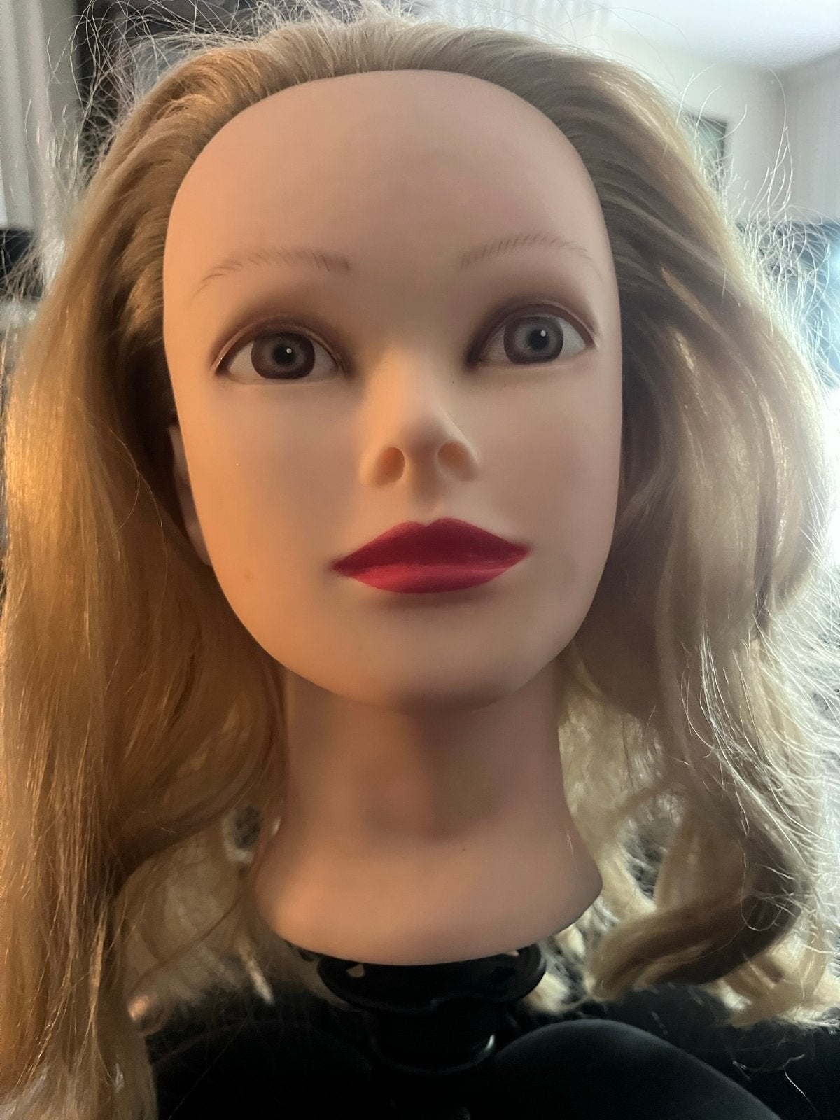 Oefenhoofd met echt lang haar, met standaard, Sieraden, Tassen en Uiterlijk, Uiterlijk | Haarverzorging, Zo goed als nieuw, Haarverzorger of -hersteller
