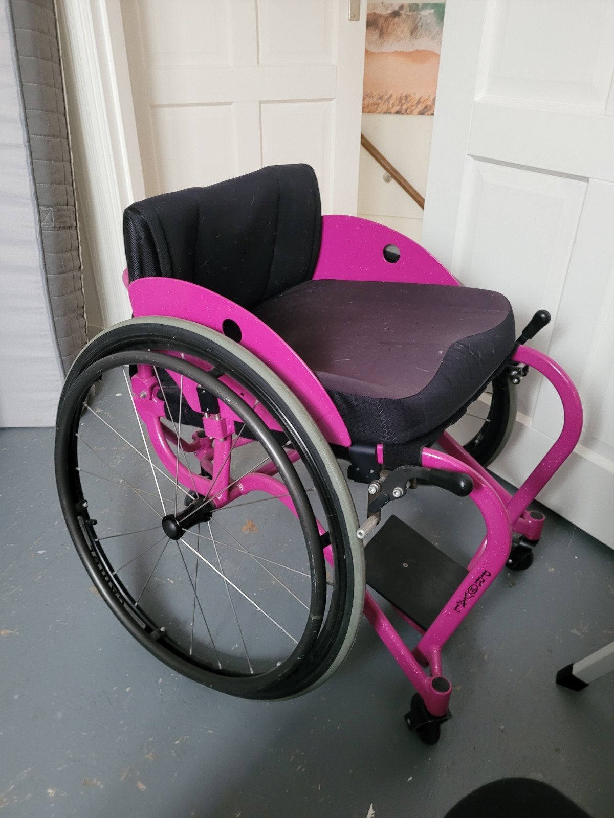 roze glitter dansrolstoel, Ophalen, Gebruikt, Handbewogen rolstoel