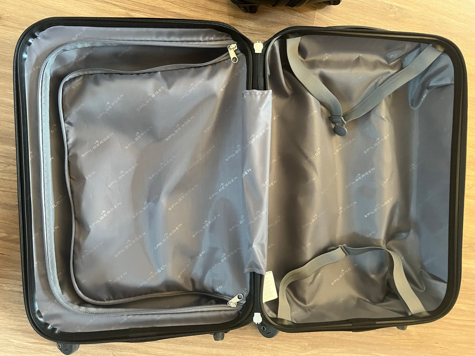 Zwarte handbagage koffer met wieltjes, Ophalen, Gebruikt, 50 tot 60 cm, Hard kunststof