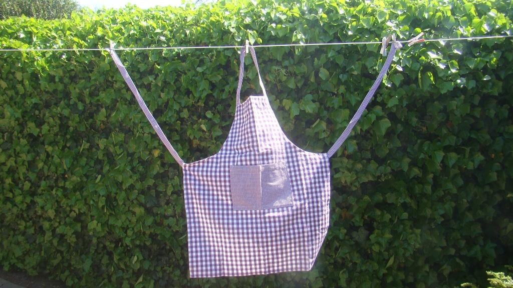 Nieuwe paars/witte schort, Ophalen of Verzenden, Nieuw, Paars, Schort