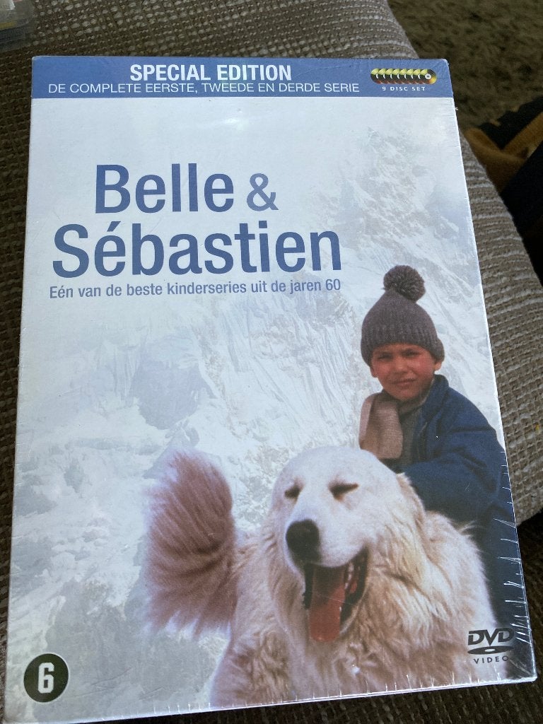 Belle & Sebastien : Complete Series ( special edition 9 dvd, Cd's en Dvd's, Alle leeftijden, Ophalen of Verzenden, Zo goed als nieuw