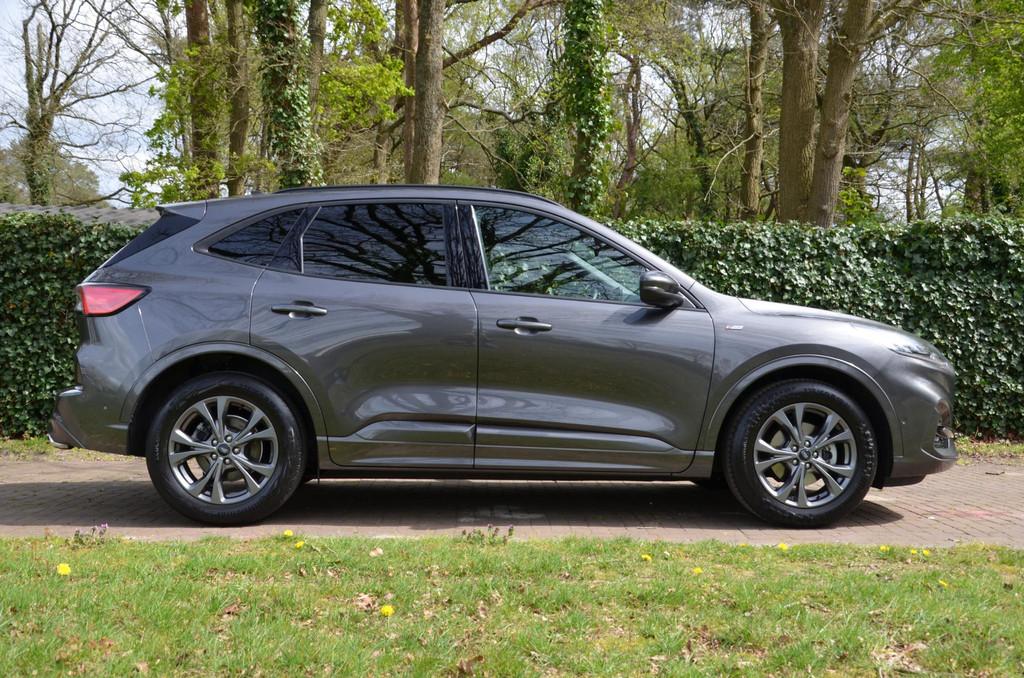 Ford Kuga 1.5 EcoBoost St Line Navi/Led/Pdc/Ecc/Digital Cock, Voorwielaandrijving, Stof, Euro 6, 150 pk