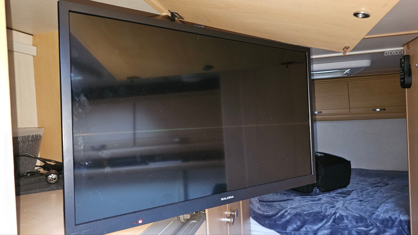 Salora Camper TV 12V, Caravans en Kamperen, Ophalen, Zo goed als nieuw