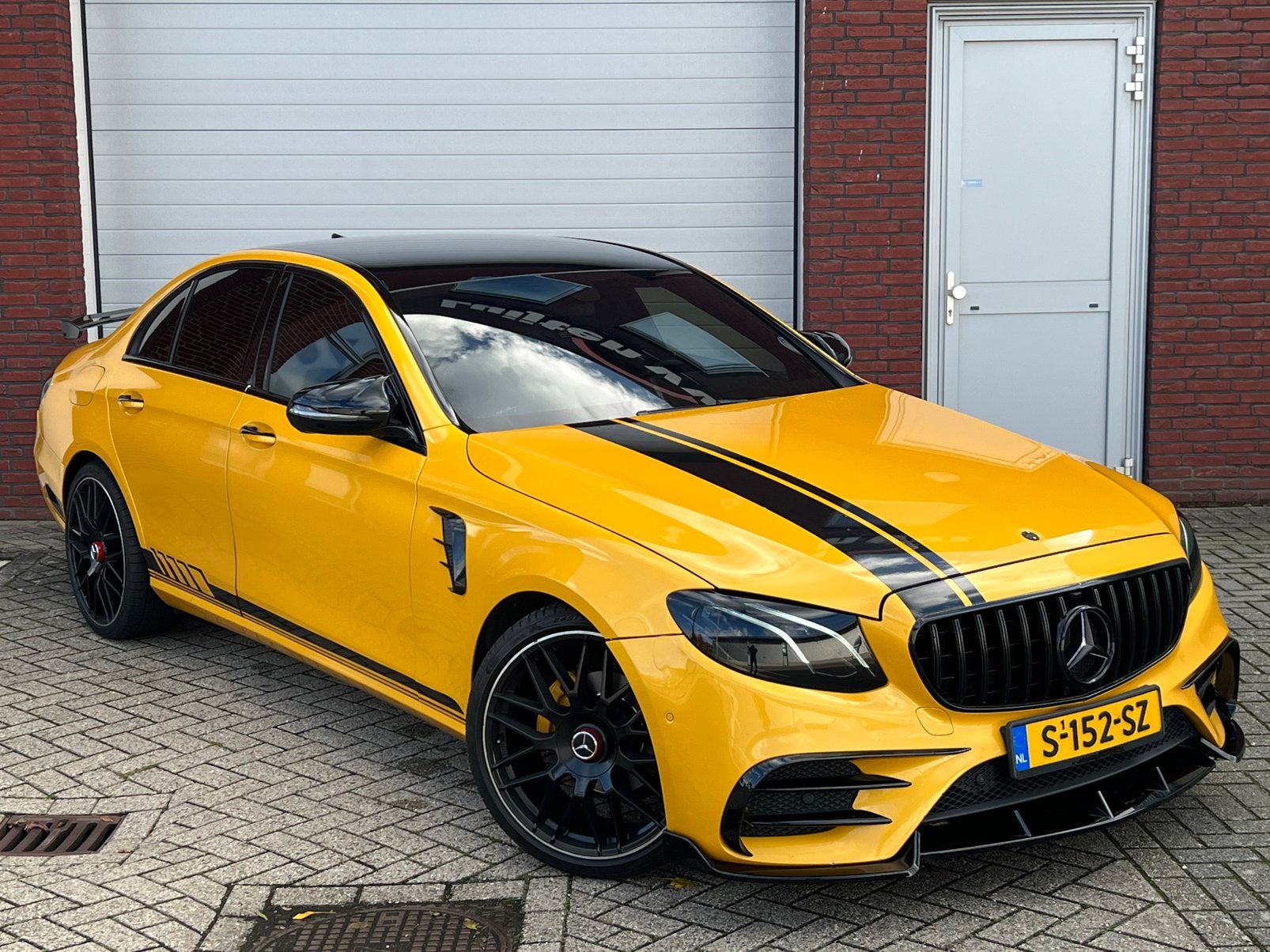 Unieke Mercedes-Benz E63 AMG E220D Stage 1 Tuned Sedan/APK!, Automaat, Dealer onderhouden, 4 cilinders, 2000 kg