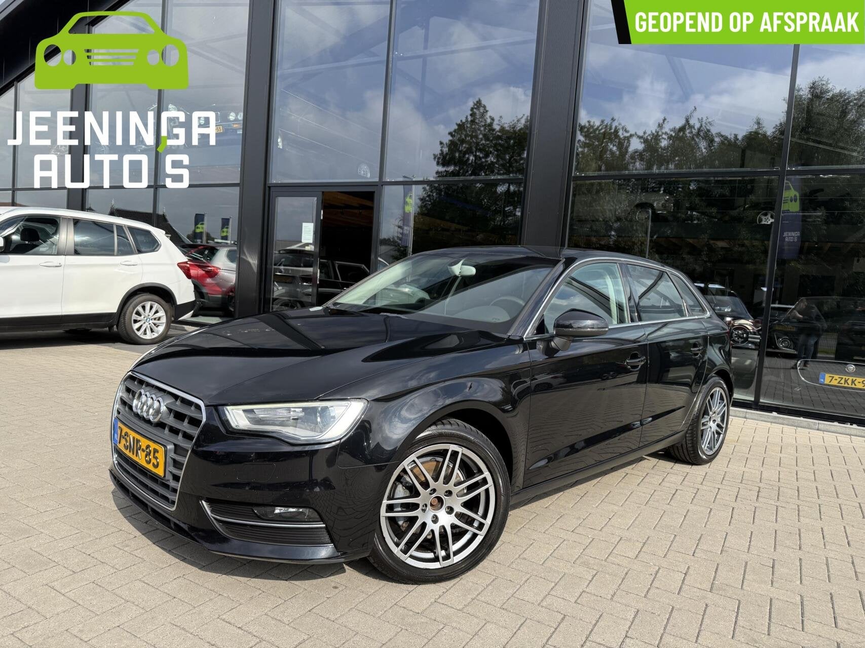 Audi A3 Sportback 1.6 TDI Ambition Pro Line S |Leer|Navi|Cli, Euro 5, Gebruikt, Zwart, 4 cilinders