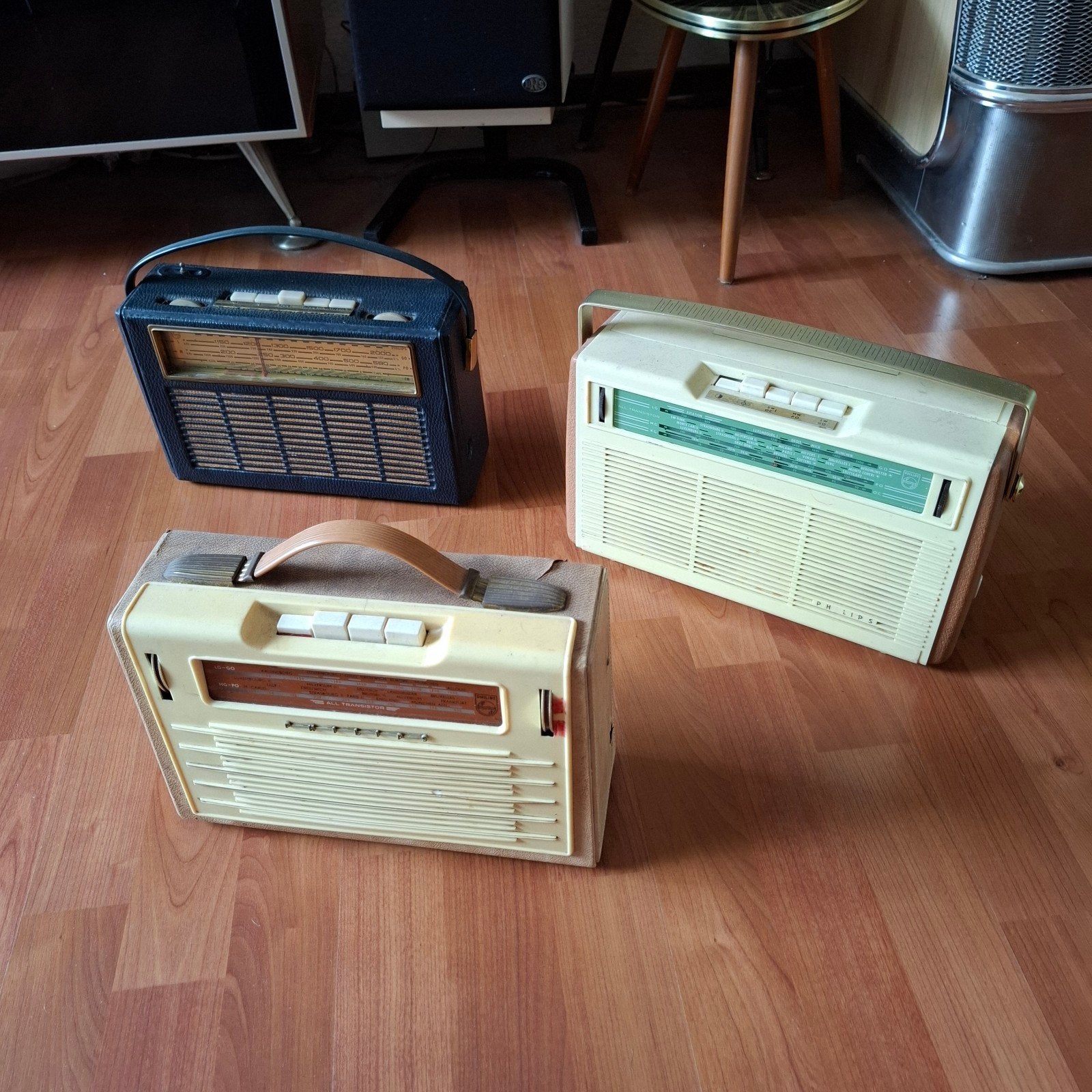 3 oude vintage jaren 60 radio's, Ophalen of Verzenden, Gebruikt