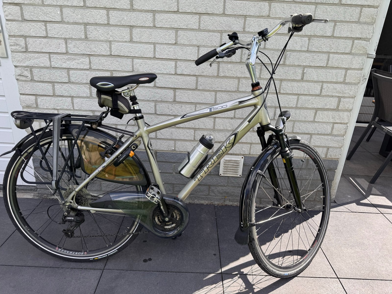 Trek T500 Navigator in Nieuwstaat - 24 versnellingen, 28 inch, Vering, Velgrem, Zo goed als nieuw