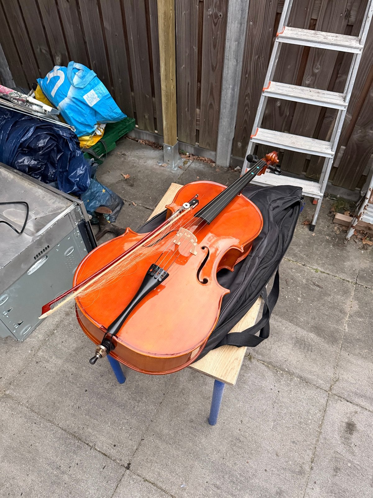 Prachtige cello met strijkstok en hoes, Ophalen, Gebruikt, 4/4-cello, Met koffer