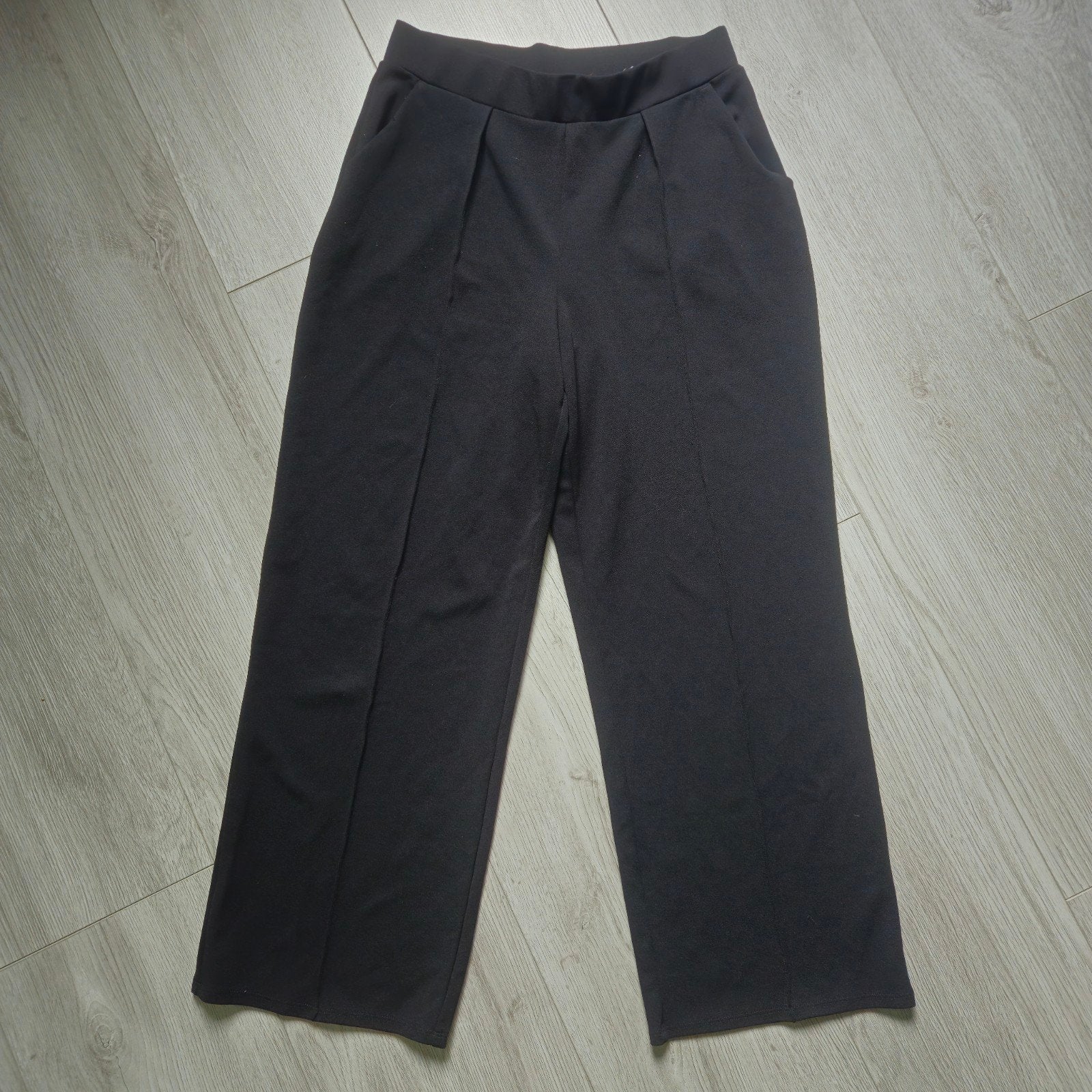 Kastopruiming: Zwarte H&m culotte broek met hoge taille, Kleding | Dames, Zwart, Maat 42/44 (L), Ophalen of Verzenden, Zo goed als nieuw