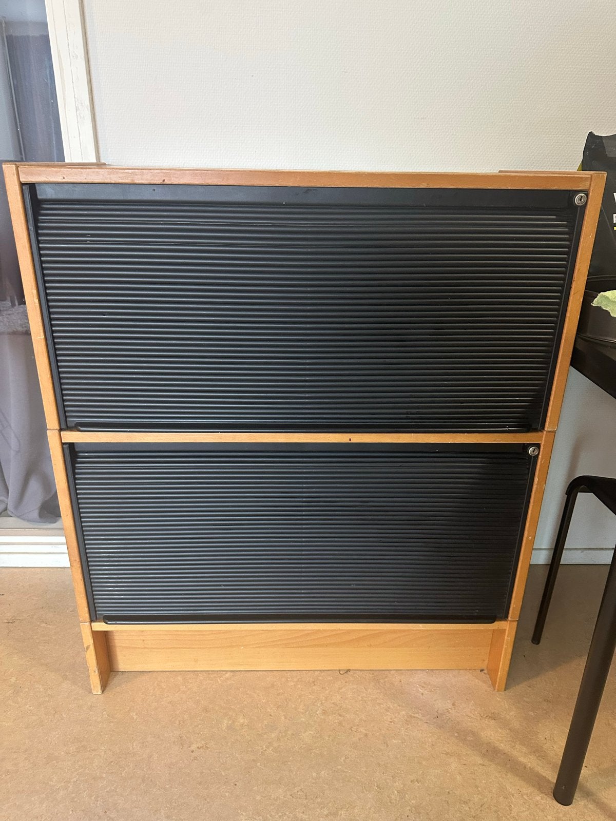 Houten kast met roldeuren - Opbergkast, Ophalen of Verzenden, Gebruikt
