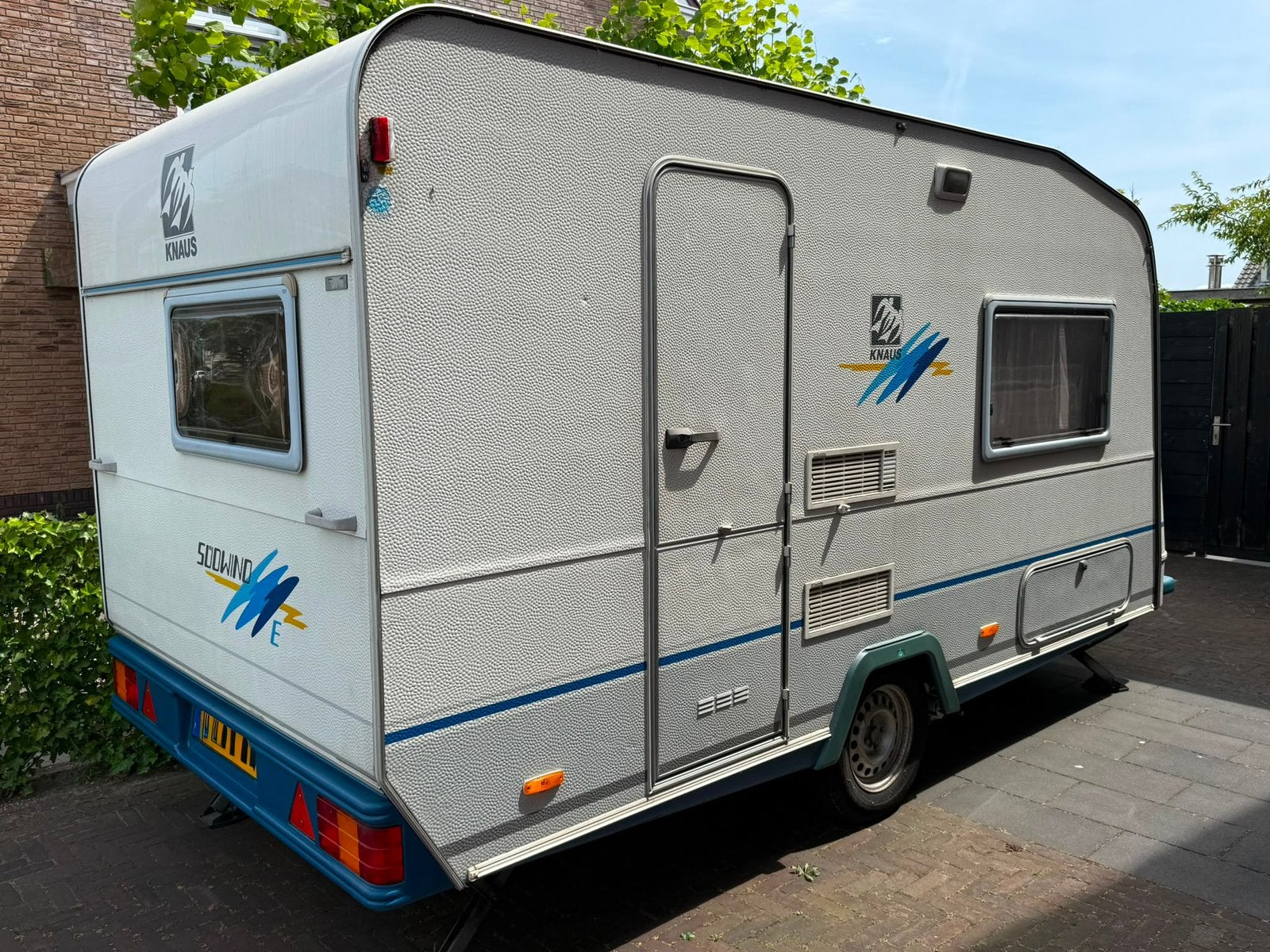 Knaus Sudwind  562 cm , 208 cm , 790/1000kg,1997 Zeer net, Caravans en Kamperen, Rondzit, Omvormbare zithoek, Schokbreker, Particulier