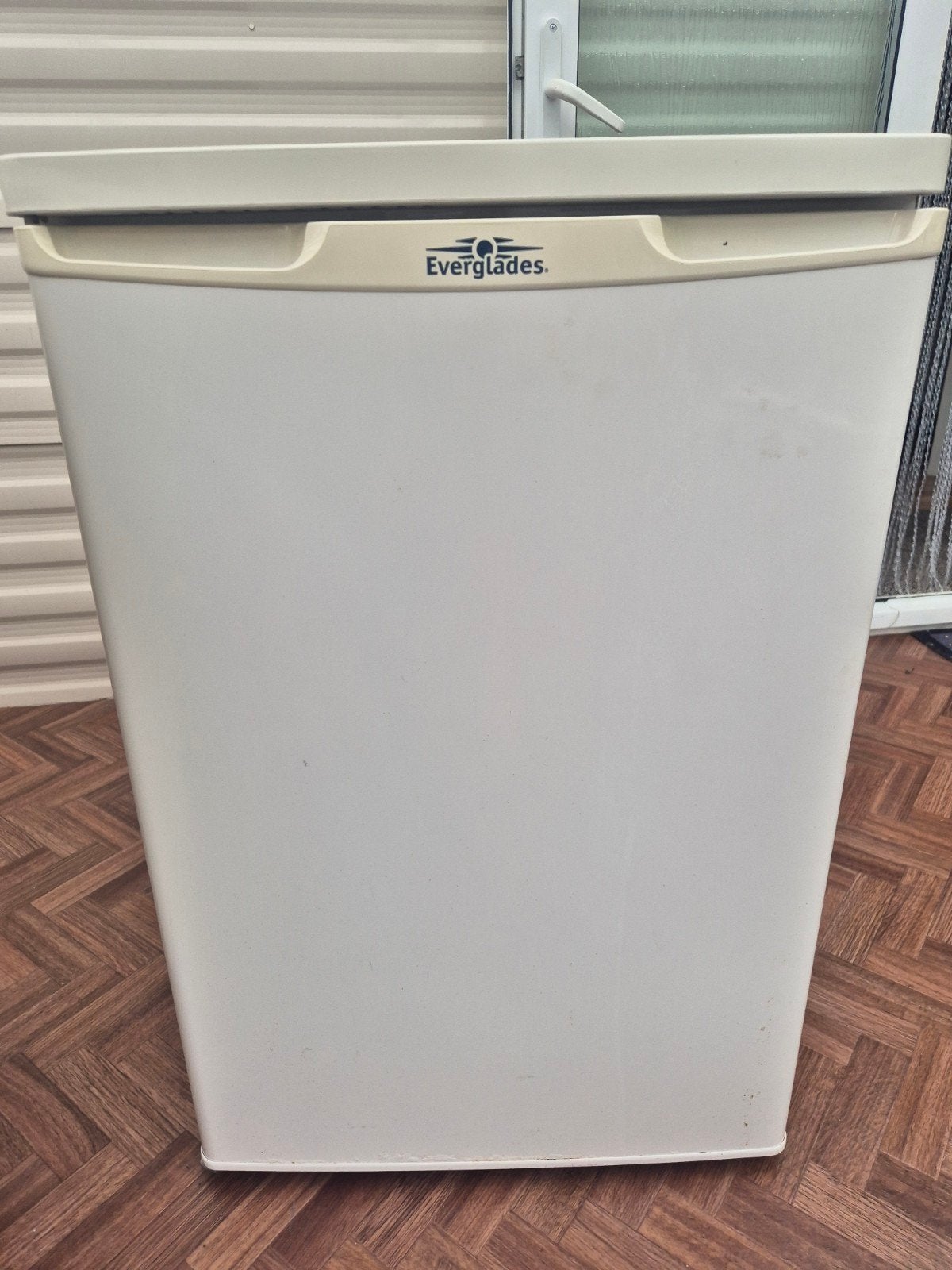 Koelkast gratis ophalen (defect), Ophalen, Minder dan 85 cm, Minder dan 60 cm, Niet werkend